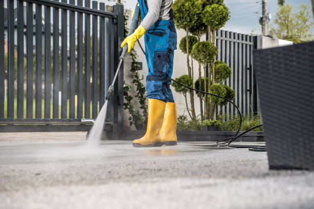 Best Vinyl Siding Pressure Washing in Montello, WI